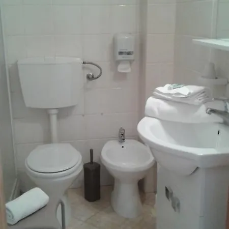 Bed & Breakfast Mediterraneo 3*
